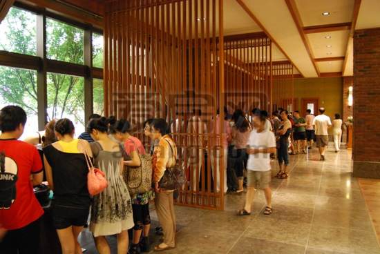 夏日激情摩登韻味 萬科清林徑大型泳裝啤酒節