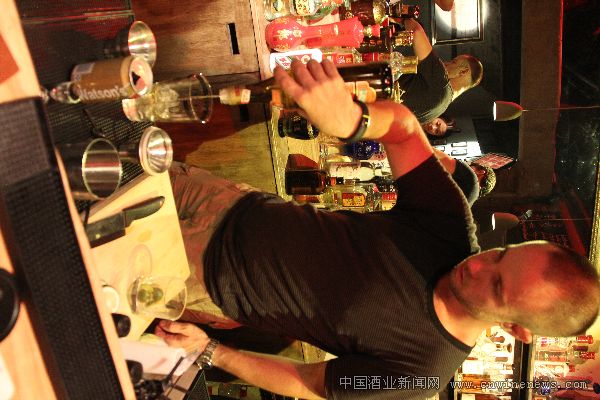 點擊放大