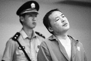 昨日，史某在豐臺法院受審。因酒精含量超醉駕標準三倍，史某成北京“最醉”司機。通訊員 雪潔 攝
