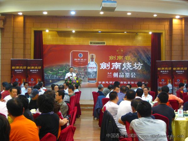 點擊放大