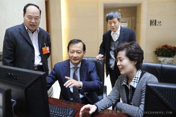 點擊放大