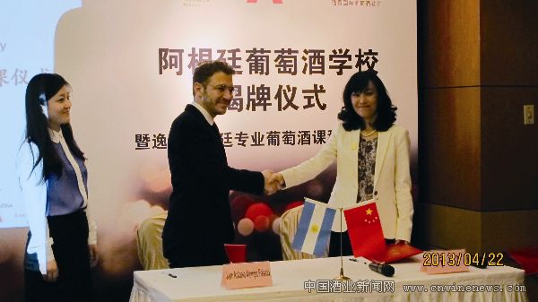 點(diǎn)擊放大