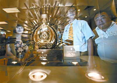 “酒王”抵漢