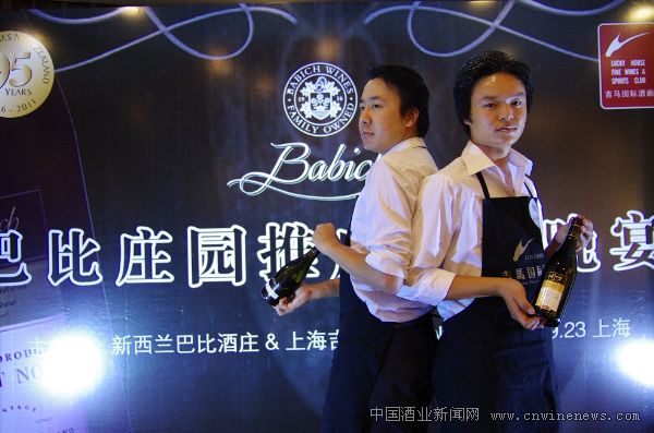 點(diǎn)擊放大