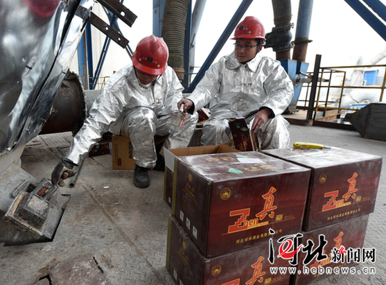 石家莊市鹿泉區(qū)：冒牌“真酒”被銷(xiāo)毀